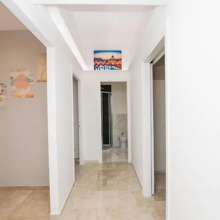 Walter Apartment *